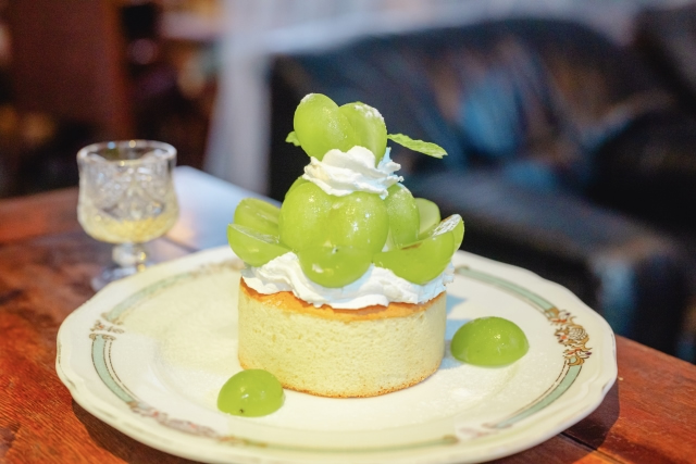 シャインマスカットケーキ